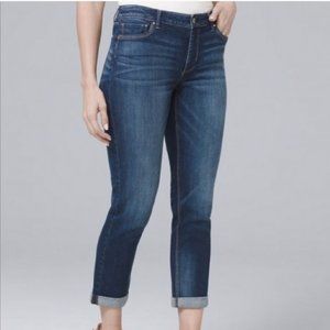 White House black market “blanc” crop blue jeans 2